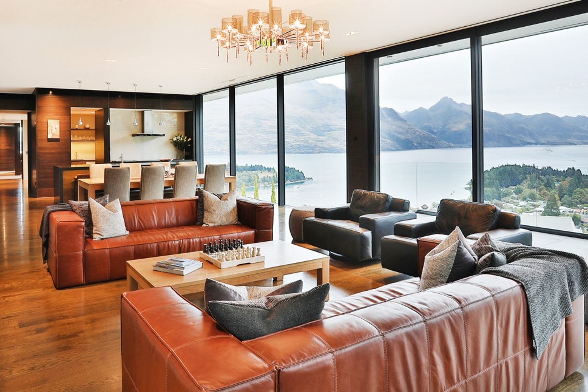How to choose the best sliding doors for stunning views