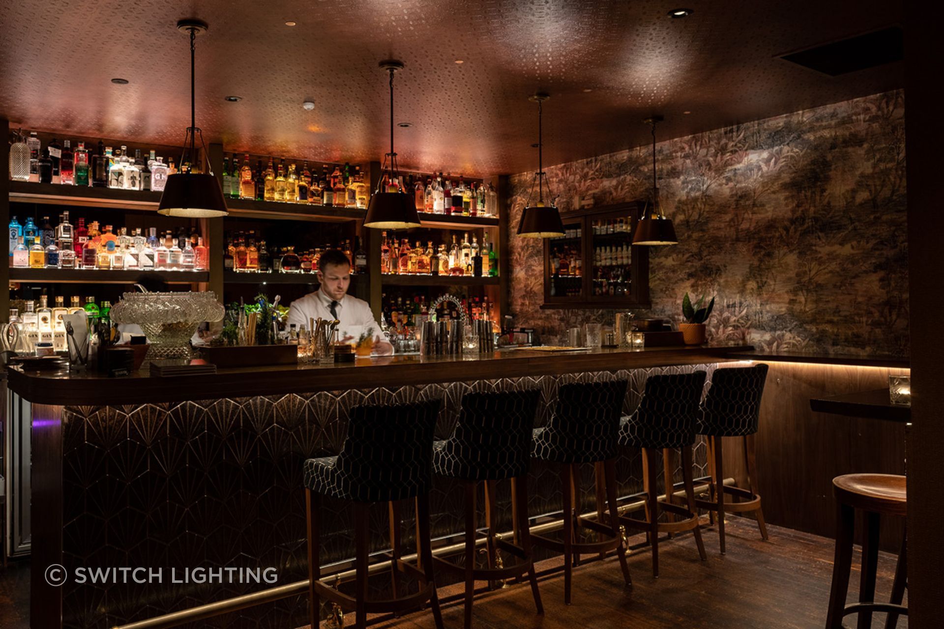 ArchiPro-Article-Images-Hospo-Gin-Room.jpg