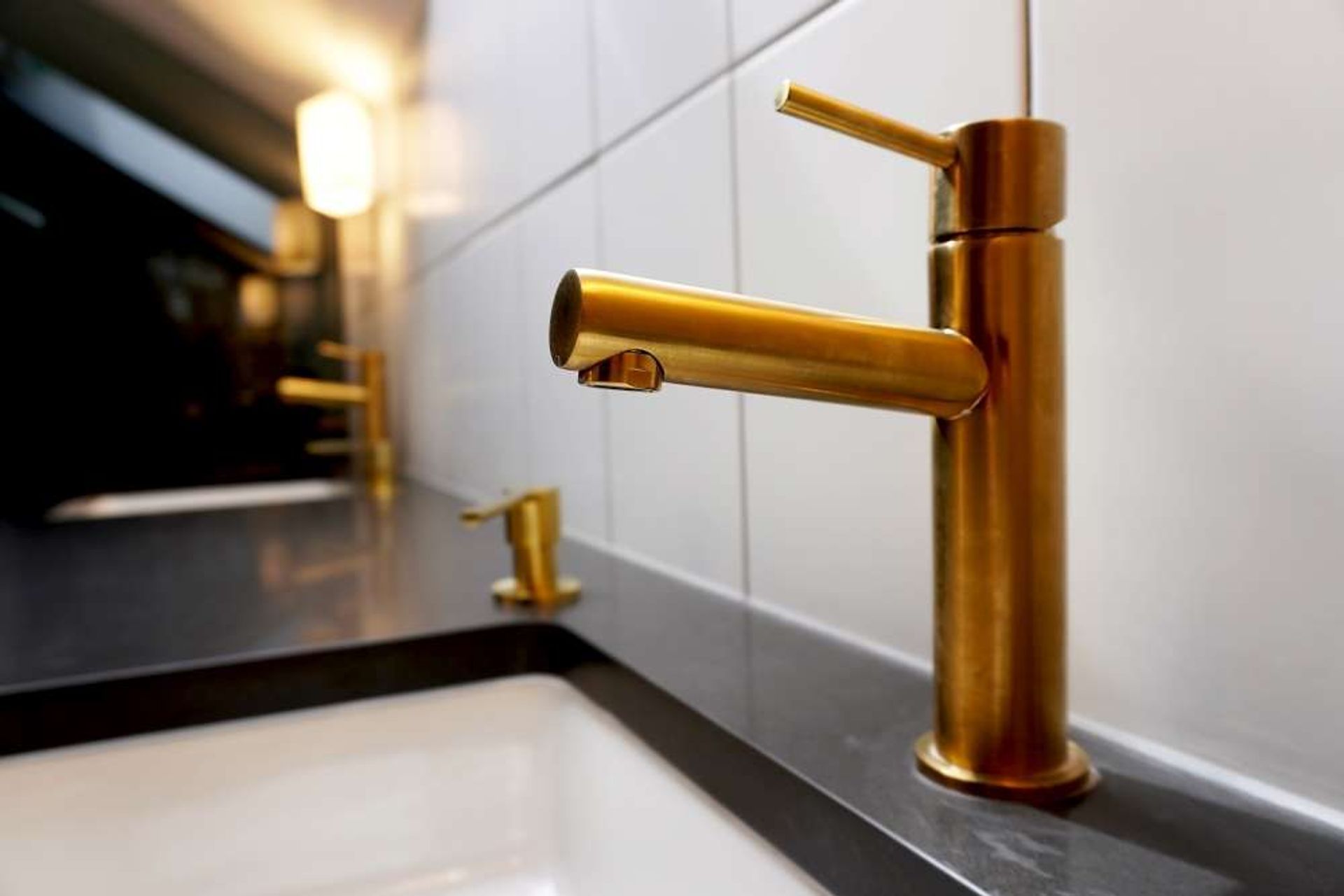 Q &amp; A WITH HOLLY (THE KITCHEN HUB) – CHOOSING THE RIGHT TAPWARE FOR YOUR BATHROOM DESIGN