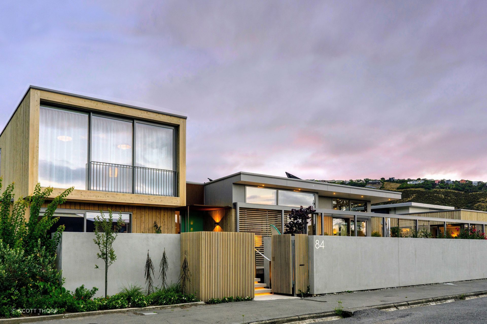 Four Winds. View from the street.
