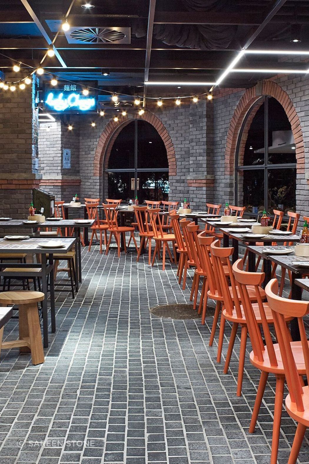 Charcoal Grey Granite Cobblestones | Paynter Dixon Construction