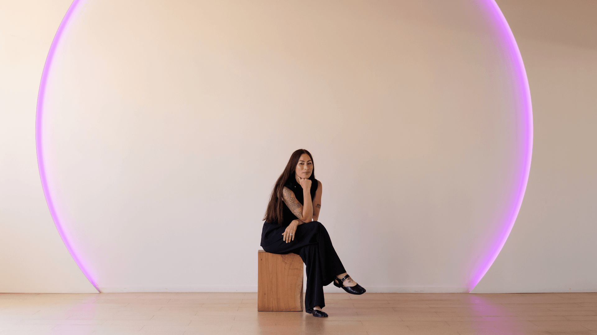 Sala Studio Facility Tour with Sarah Lindsey video
