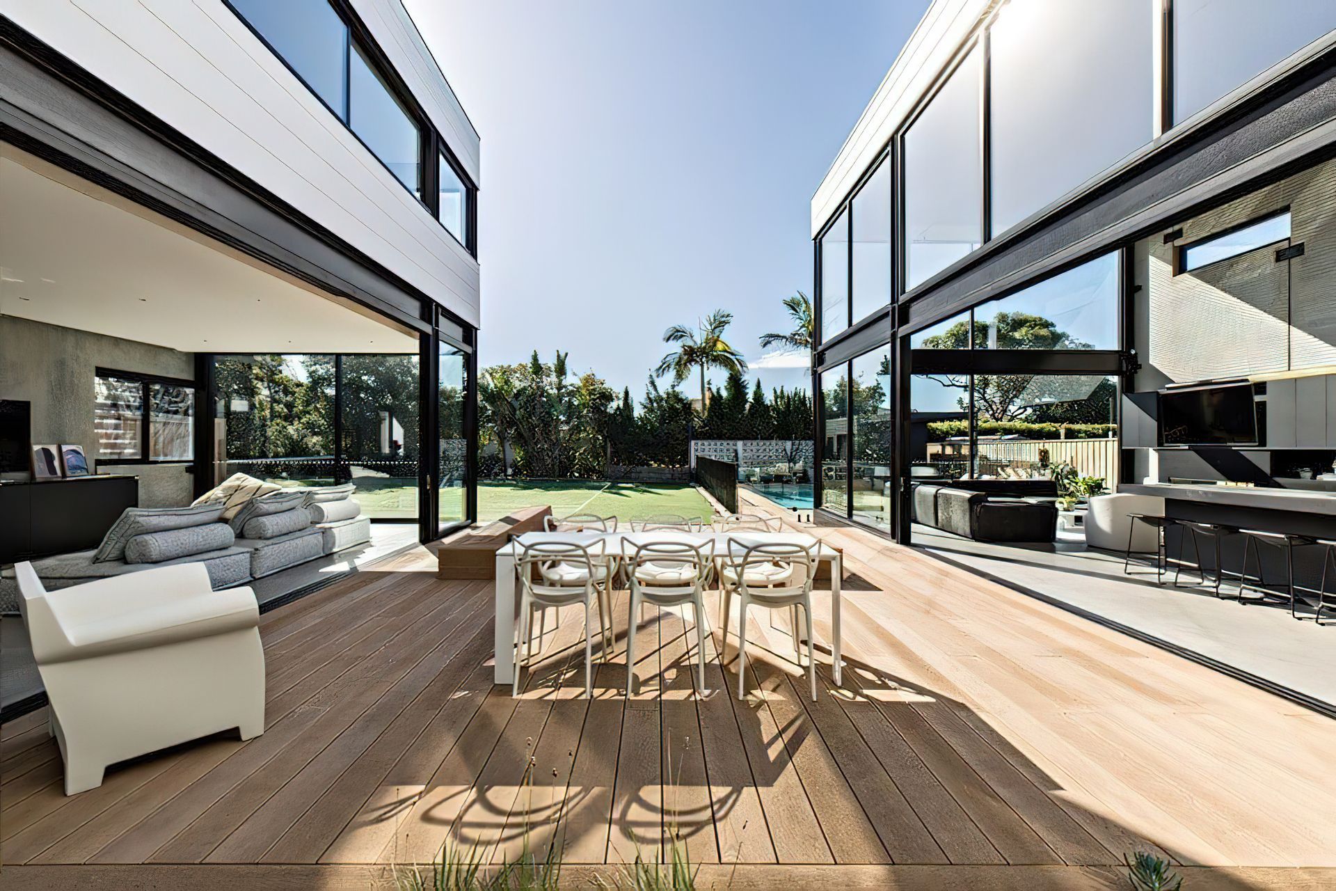 We take a Tour of Guy Sebastian’s new Millboard deck!