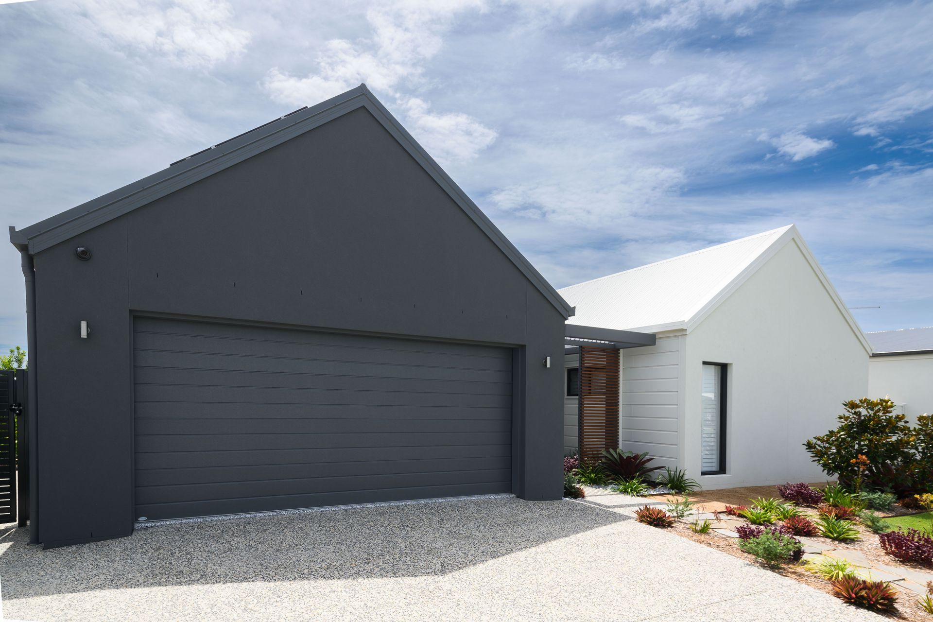 8 Exciting Garage Door Trends – 2023