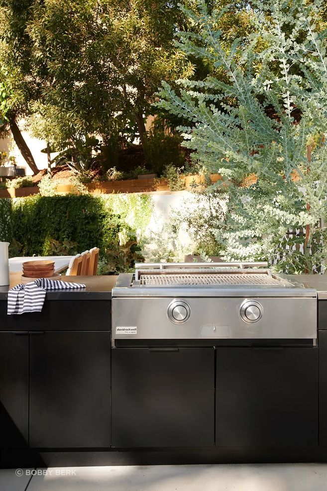 The outdoor grill, after.