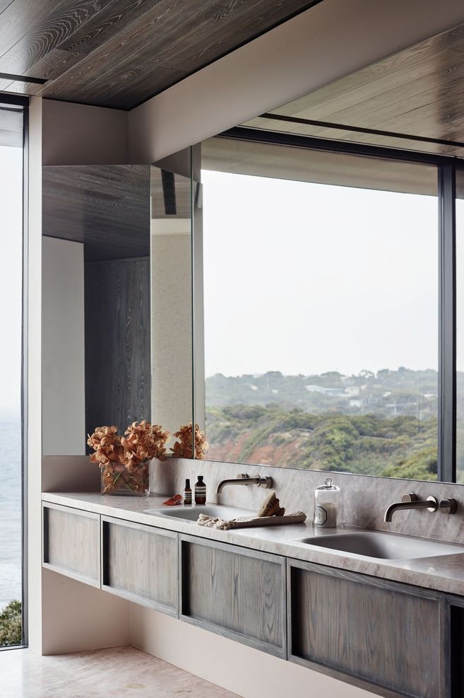 Great Ocean Road Residence. Photography by Mark Roper, design by Rob Mills Architecture &amp; Interiors