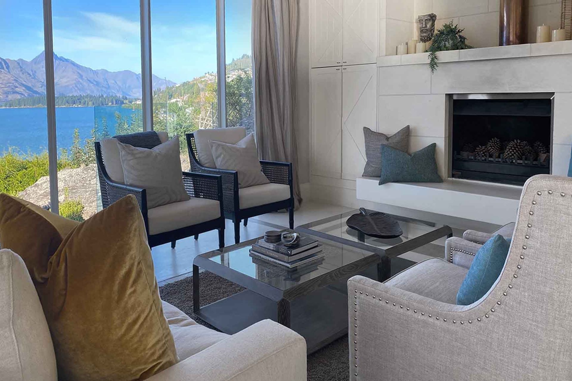 Originally from the South Island, the client of this Queenstown home had a strong connection with the landscape and wanted the interiors to reflect the outdoors.