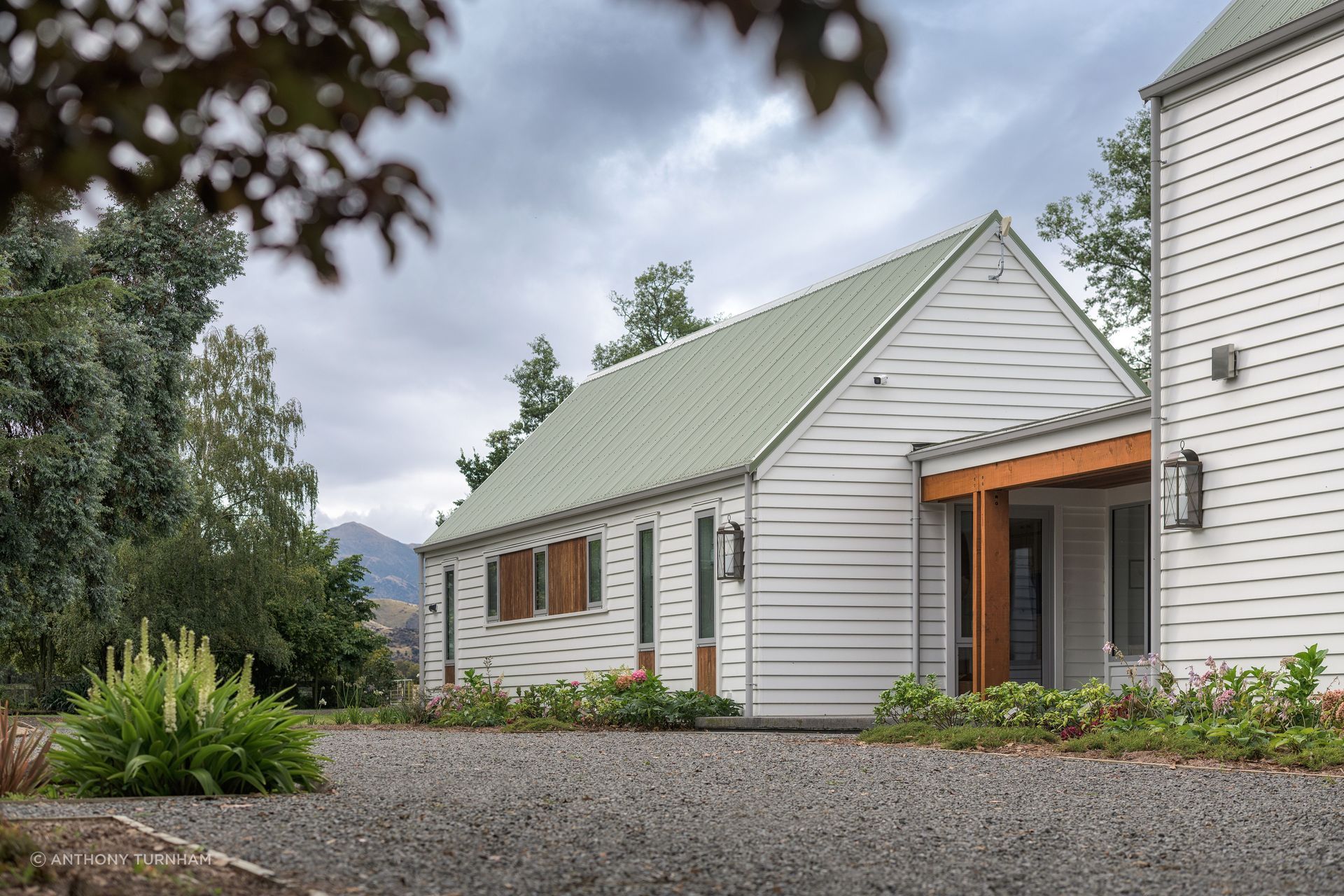 The rebuilt homestead at Mendip Hills Station in North Canterbury. “The owners wanted something that blended with the environment,” says Christopher Wilson of Wilson &amp; Hill Architects. “So they were keen on that green roof.”