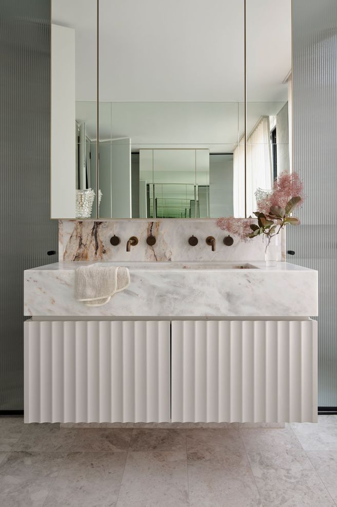 First Blush by Smac Studio and Van Rooijen Meyers Architects | Construction by Airth Building | Styling by Clare Delmar | Photography by Anson Smart