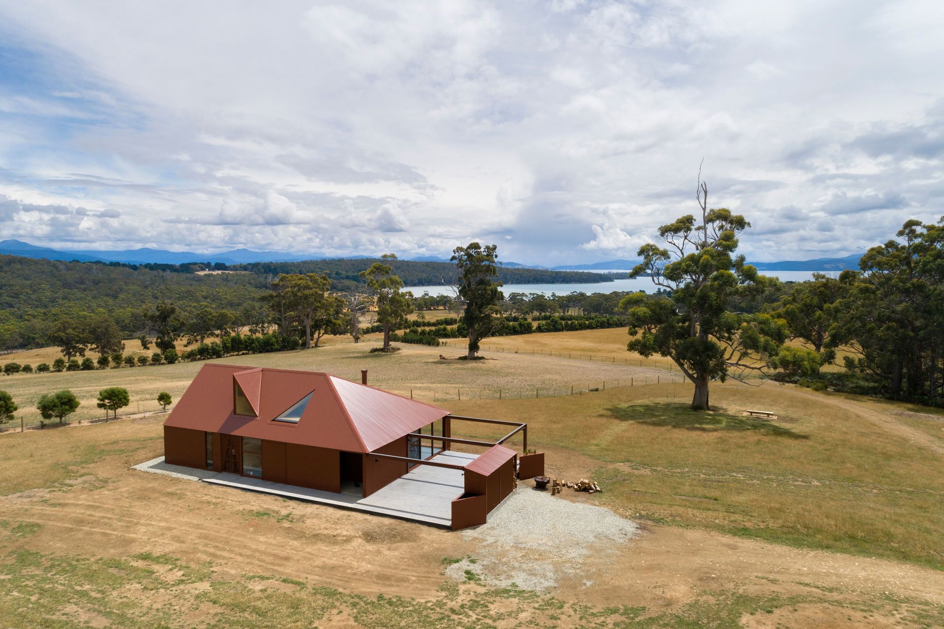 Coopworth, Tasmania by FMD Architects | Photography by Dianna Snape