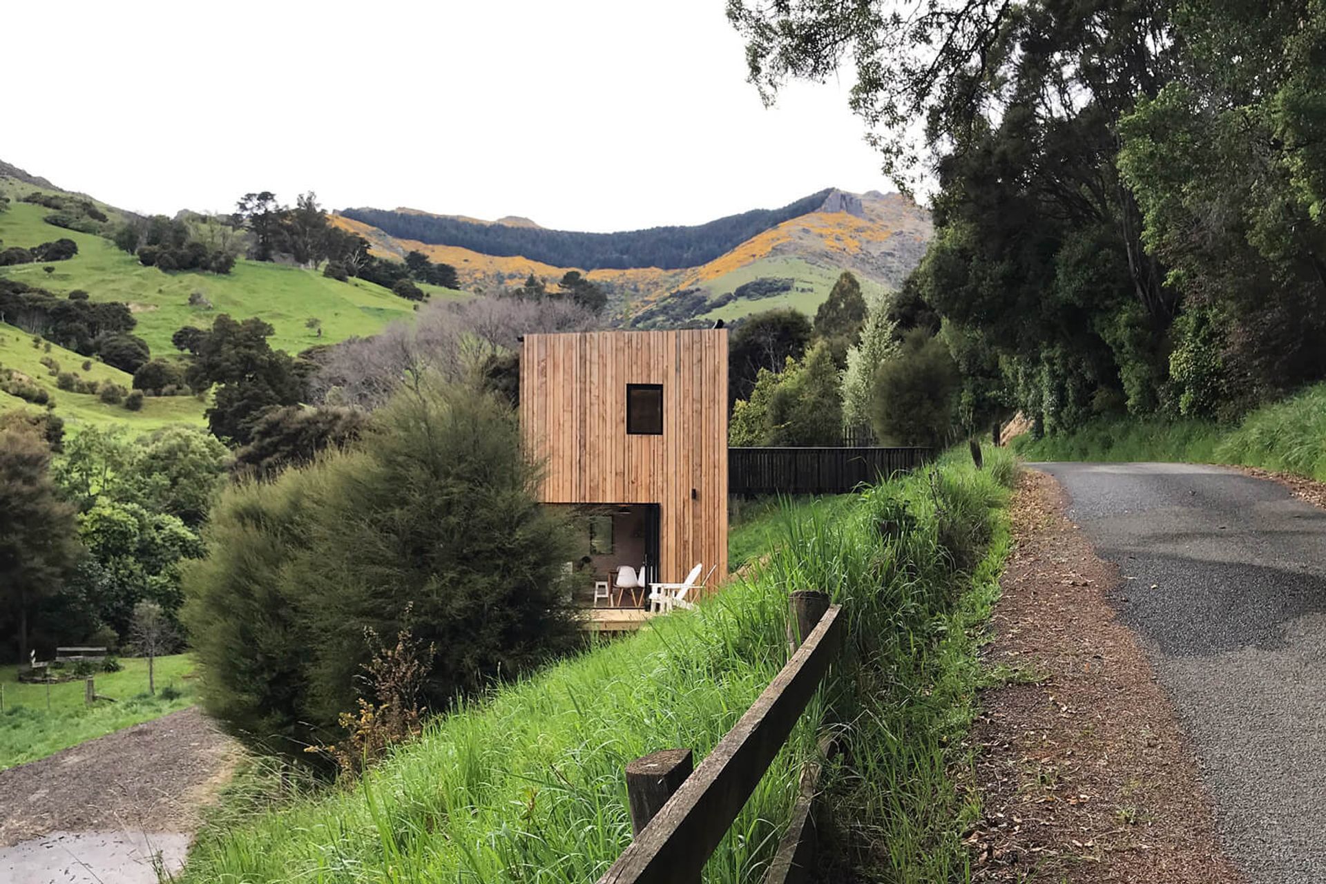 Responding to its Banks Peninsula site, Akaroa Bach was designed by Makers of Architecture and prefabricated in CLT by Makers Fabrication.