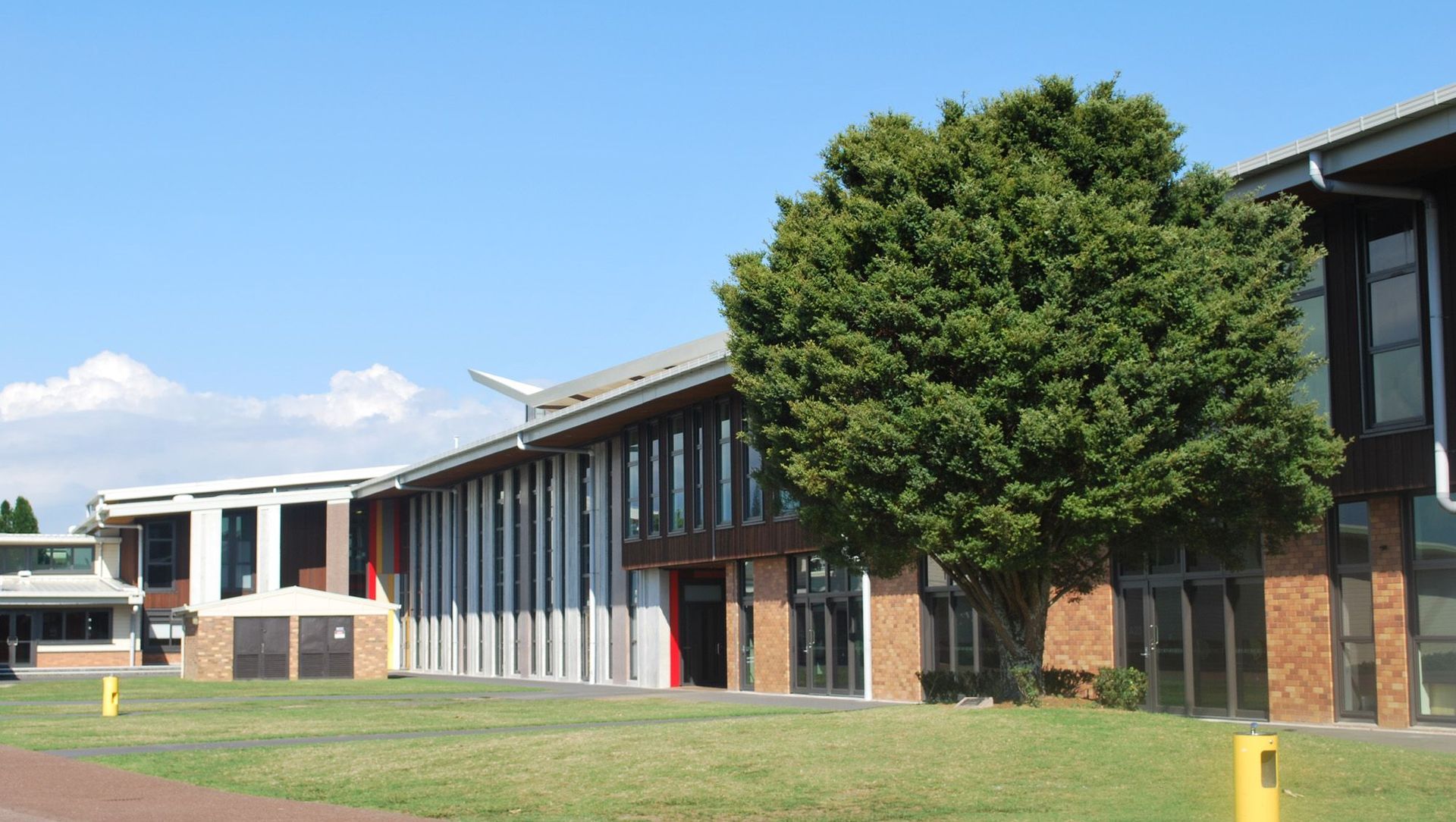 Avondale College banner