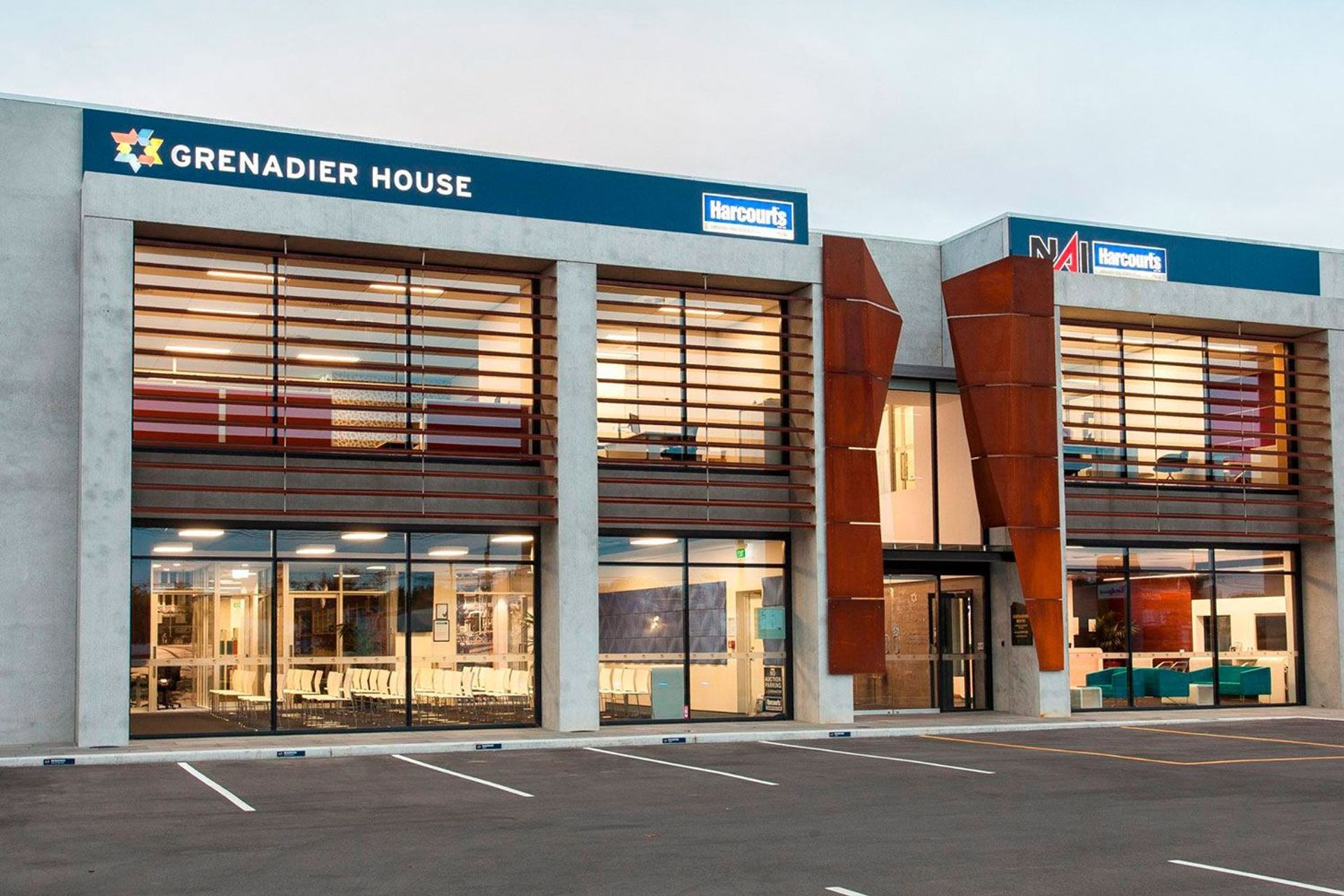 Harcourts Grenadier