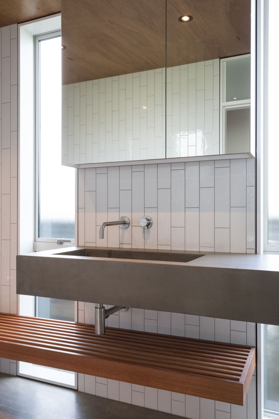 Main Bathroom - Source Series 1314 Spout &amp; Concealed Mixer, SI006 Bottle Trap