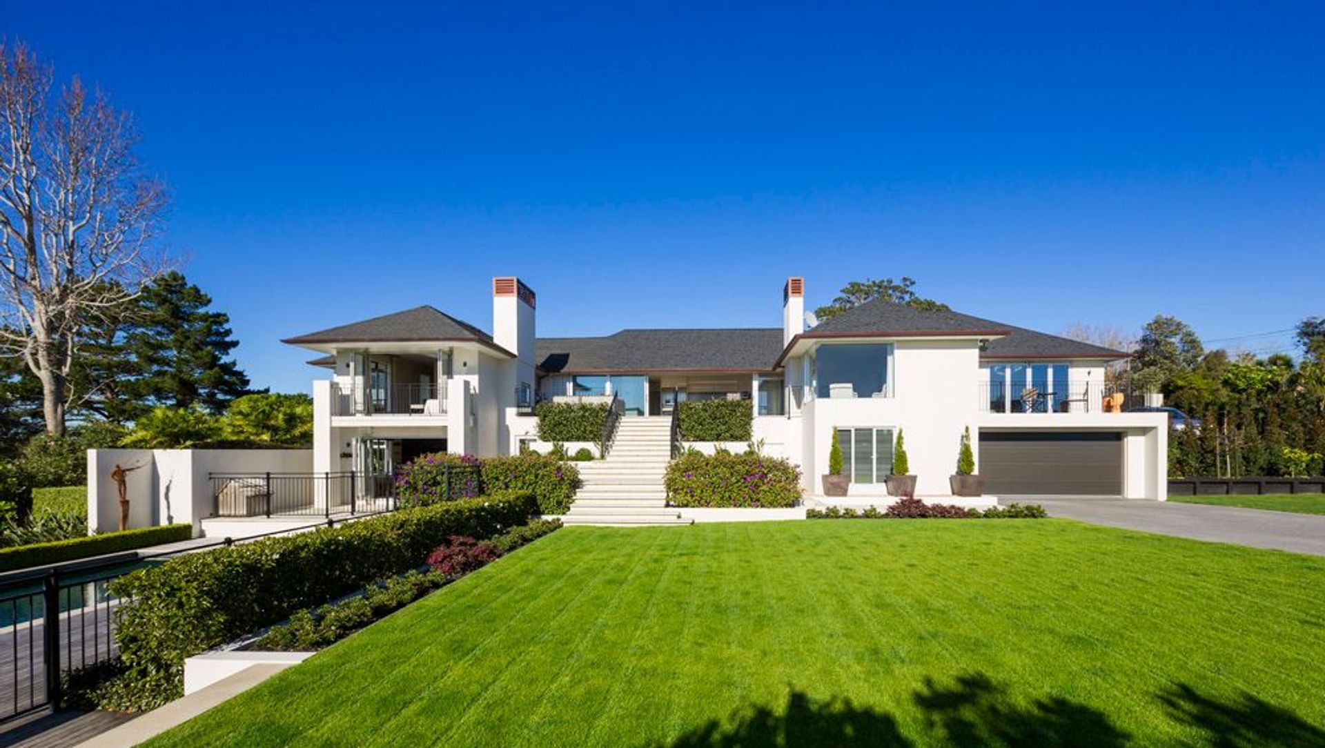 Pointview Home & Landscape banner