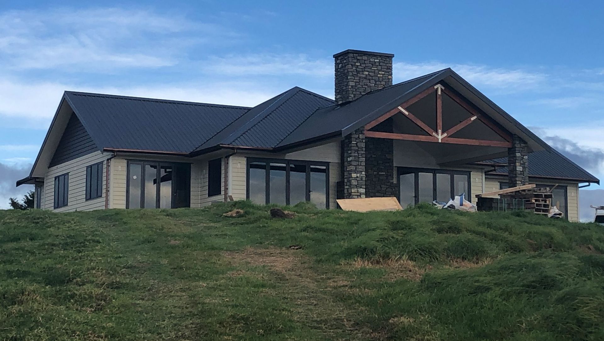 Hilltop House banner