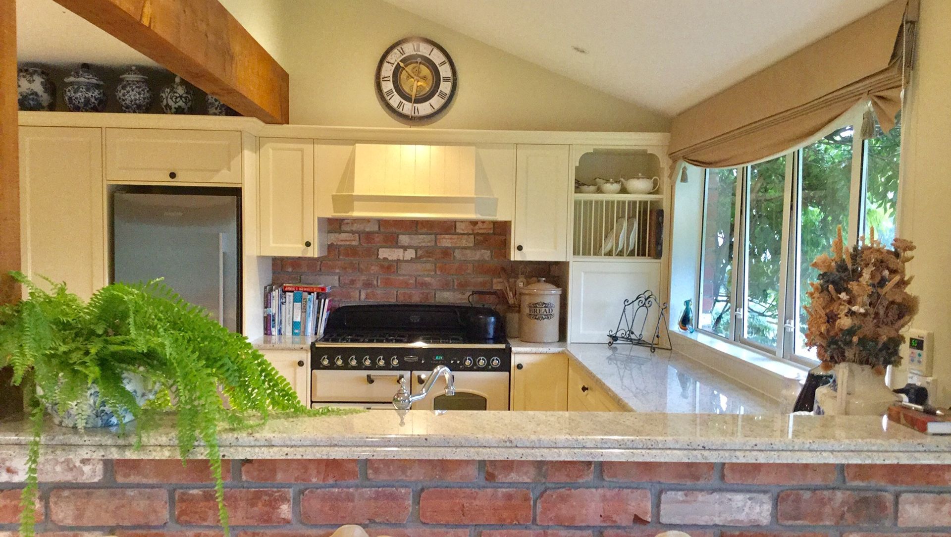 Reikorangi English Country Home banner