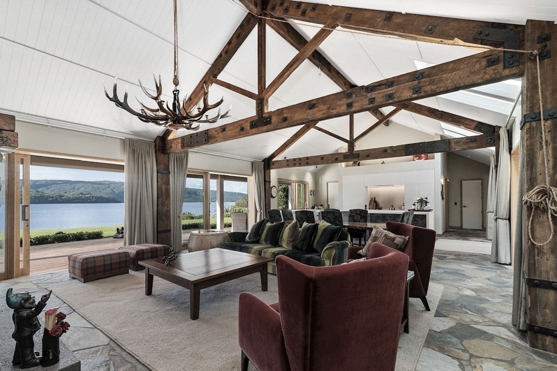 Hero Banner for Steiners Interiors