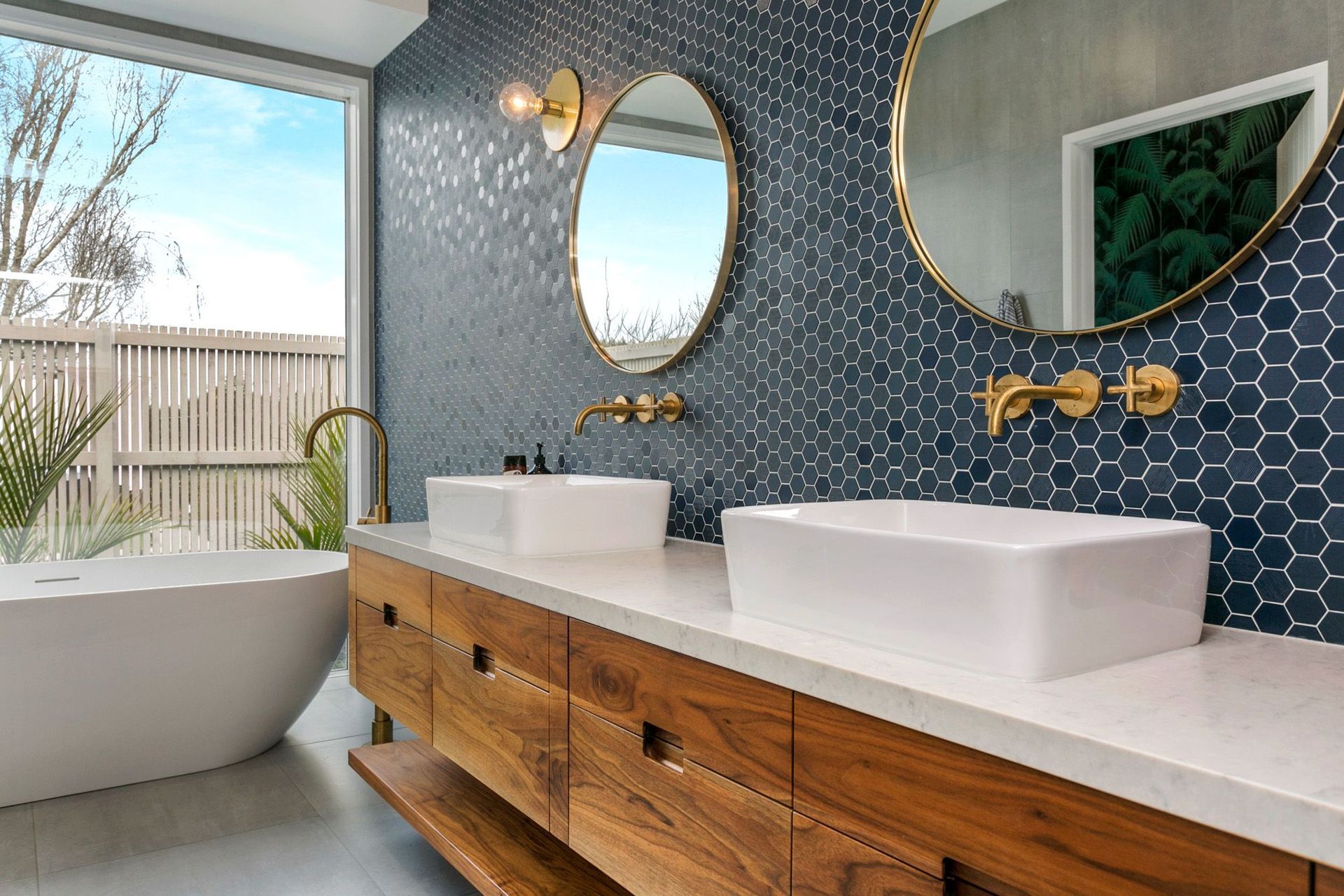 Vanity in ensuite