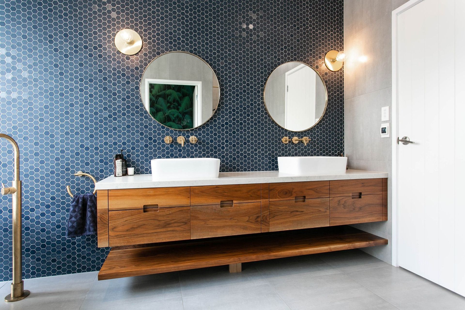 Vanity in ensuite