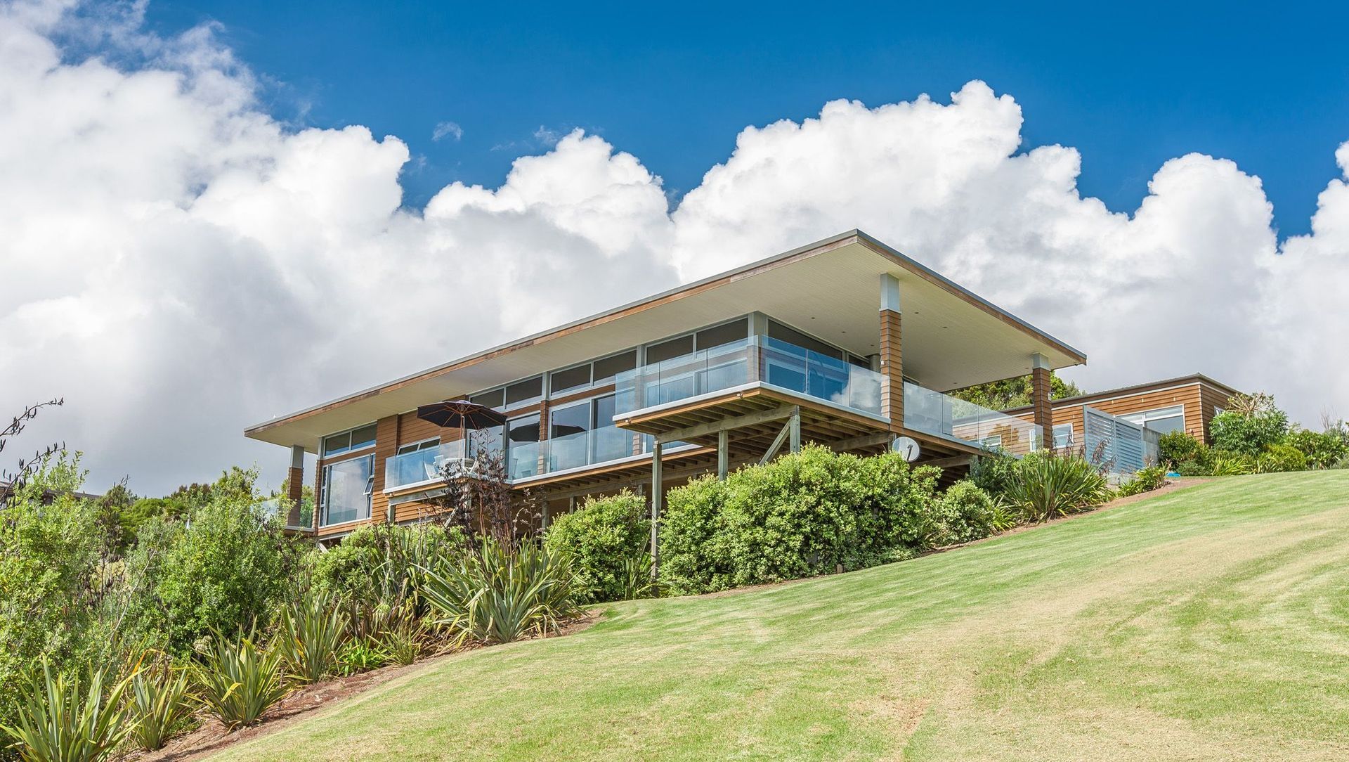 Waipu Cove banner