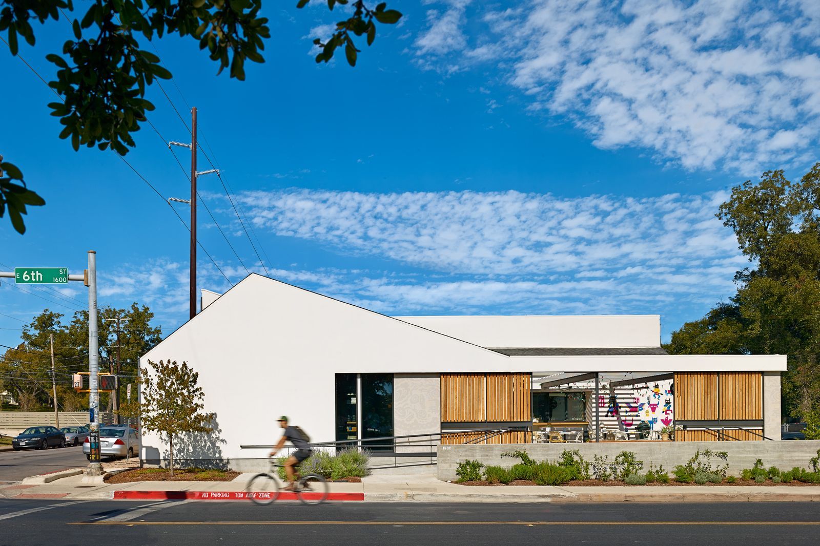 E6 Restaurant AIA Austin - Honor Award