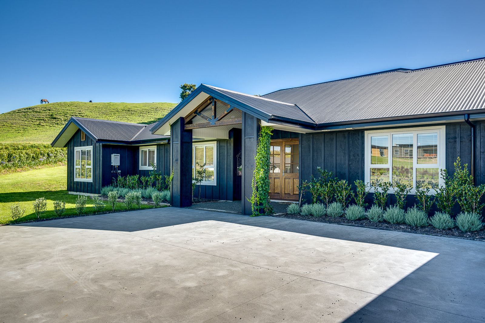 COUNTRY RETREAT by Slate.