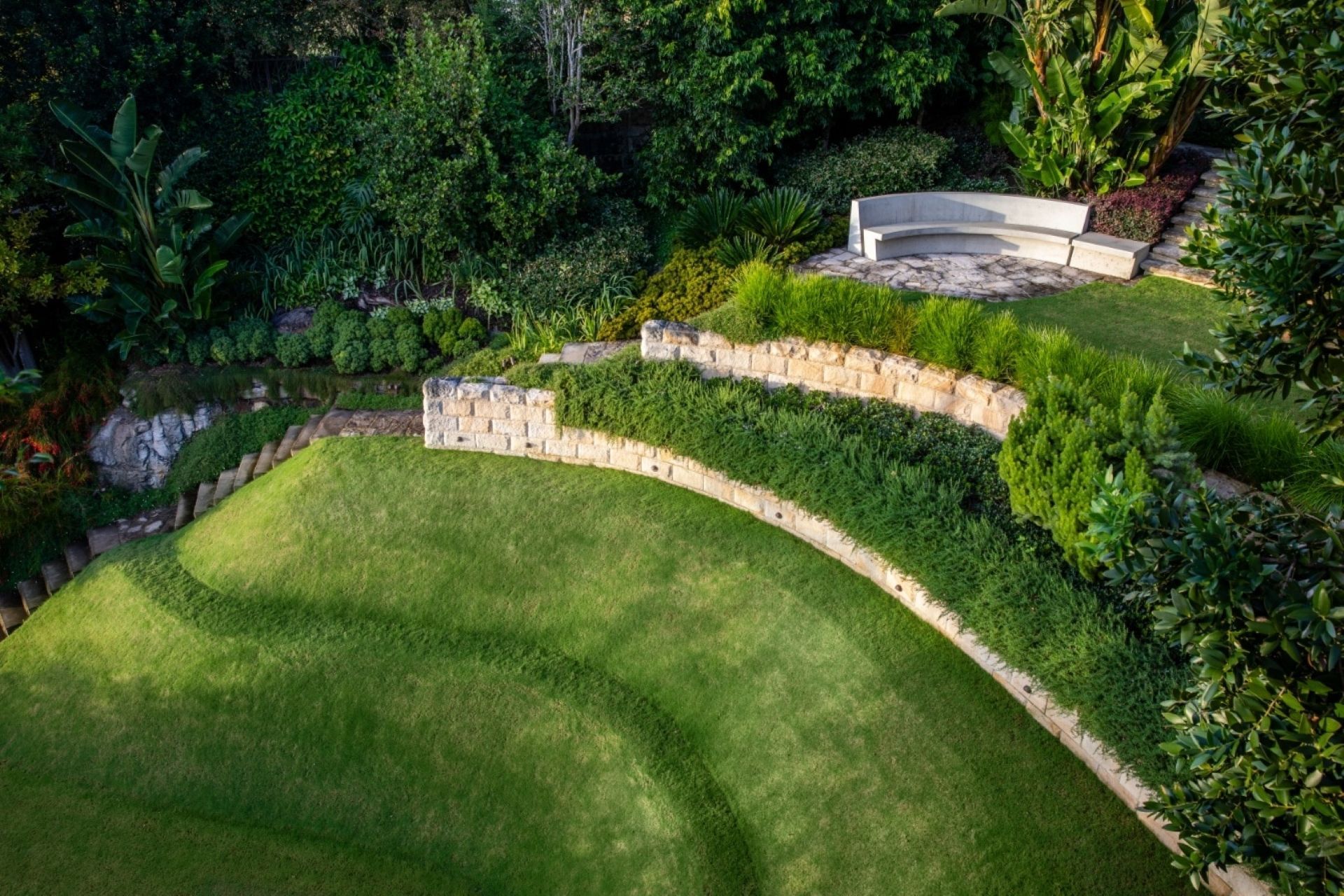 Hero Banner for Bates Landscape Design