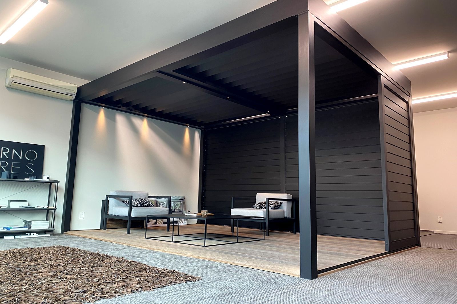 Locarno Louvres