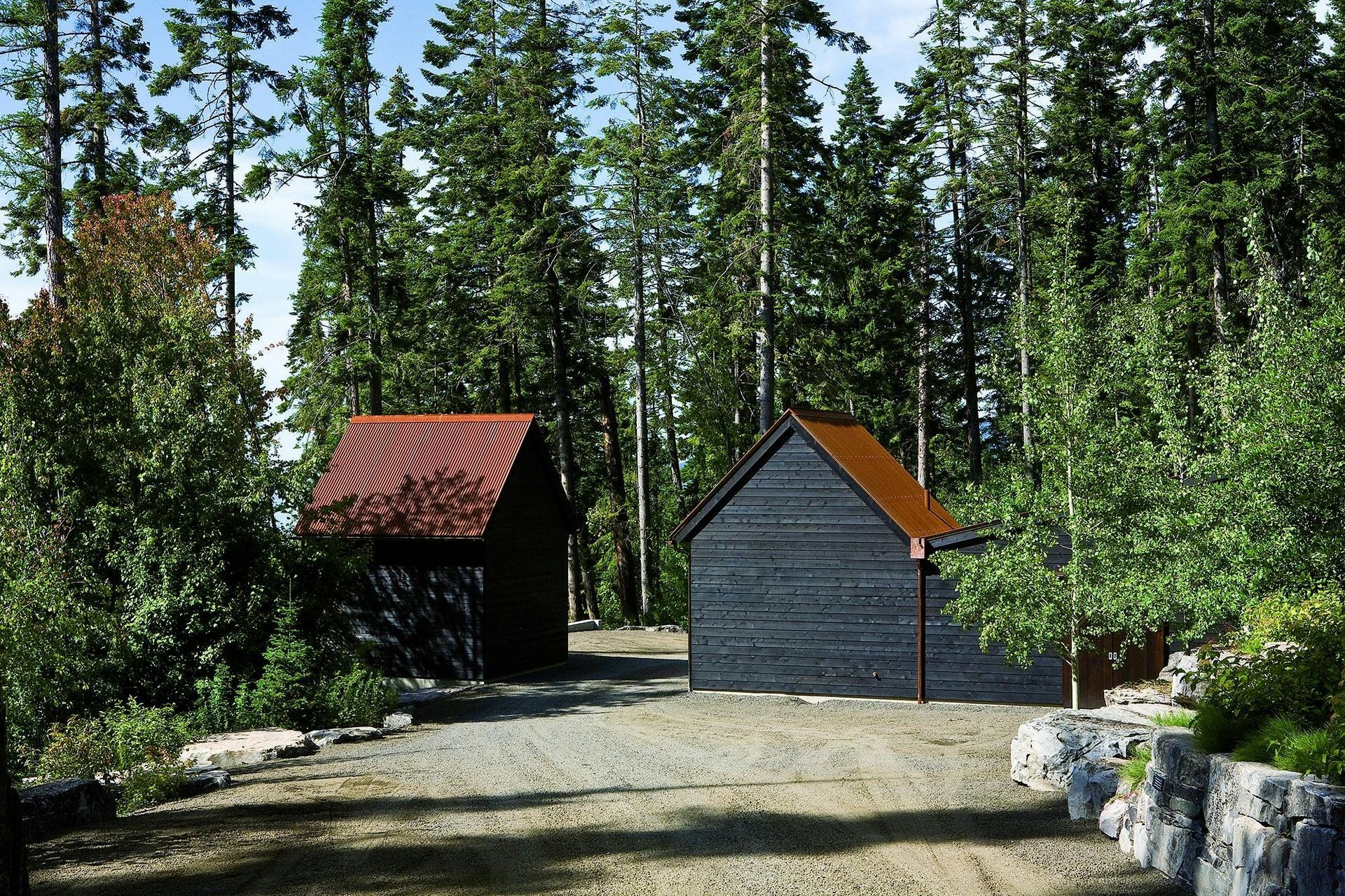 0203-Stone-Creek-Camp-Art-Gray-H-Ext-Entry.jpg