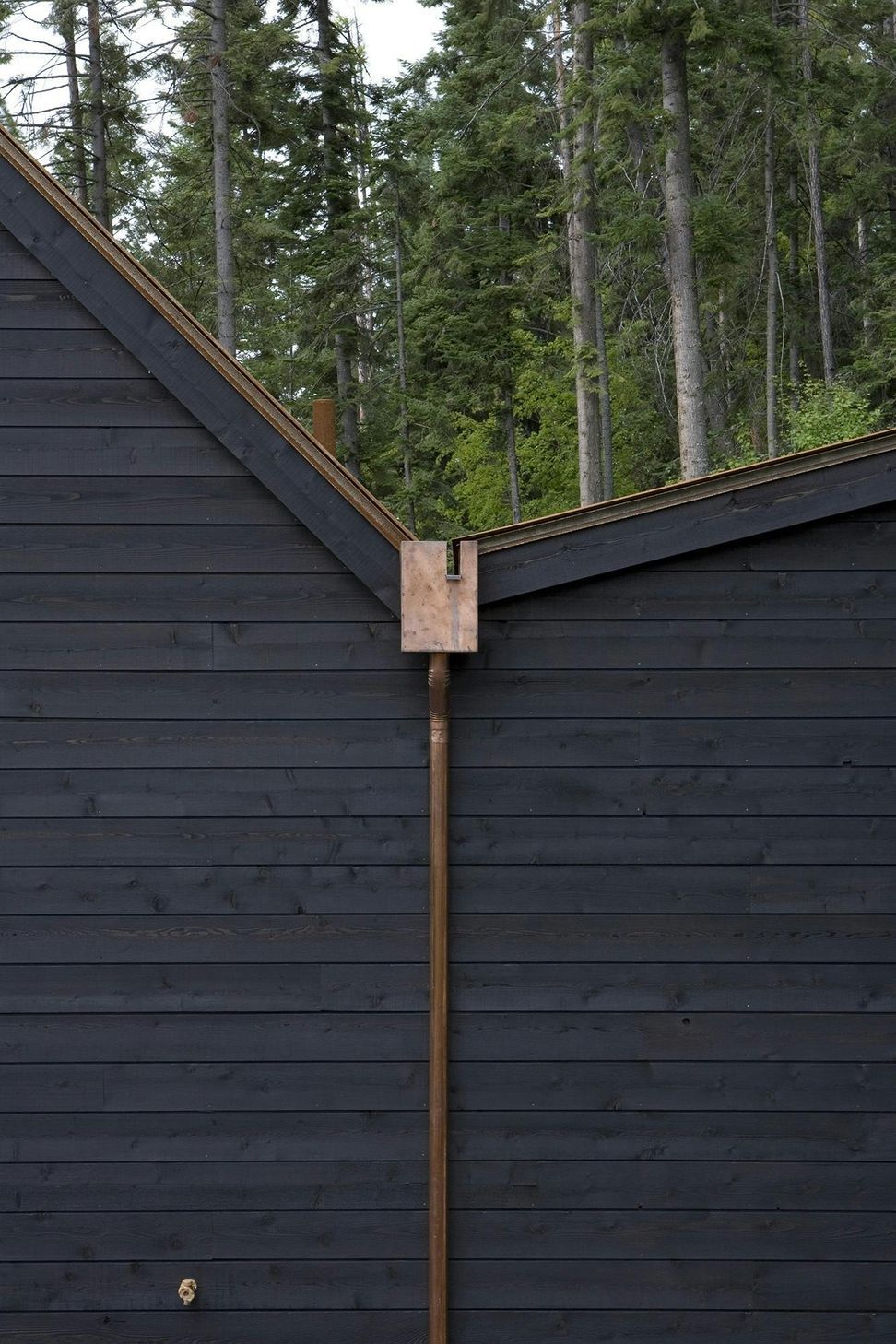 0203-Stone-Creek-Camp-Art-Gray-V-Roof-Detail.jpg