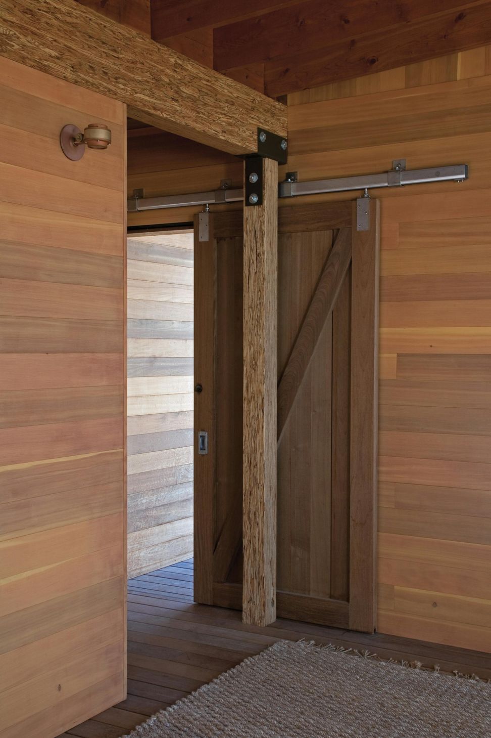 06CabinonFlatheadLakech60111Anew.jpg