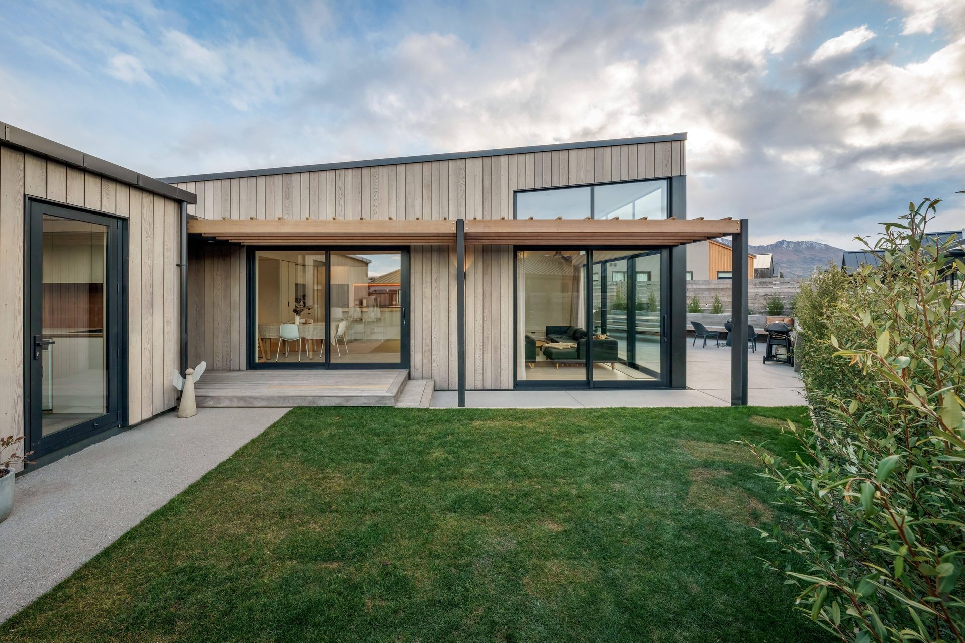 09-Ben-Hudson-Architects-Alpine-Home-Wanaka-shaded-walkway.jpg