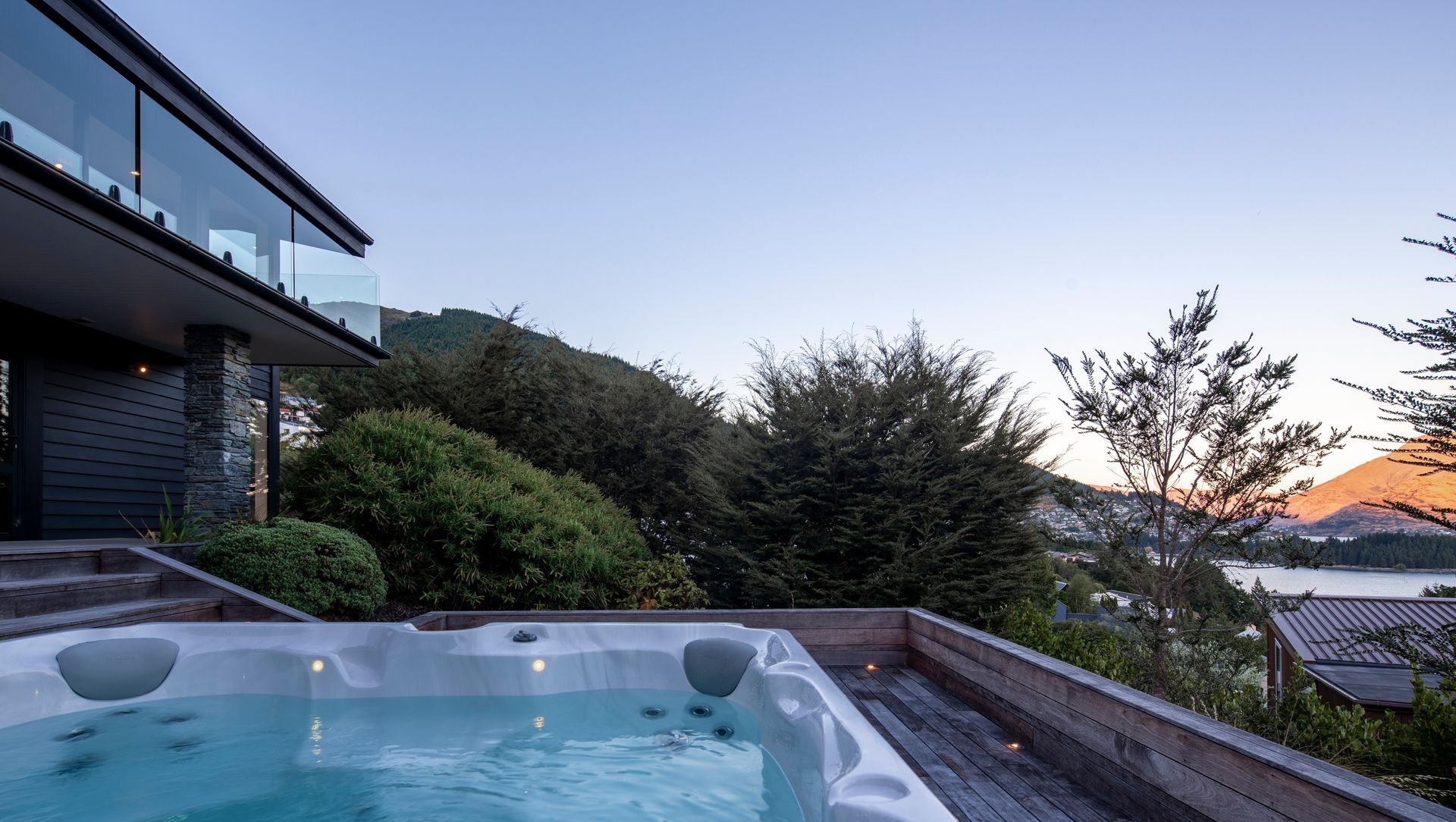 Aspen Grove | Queenstown Residence banner