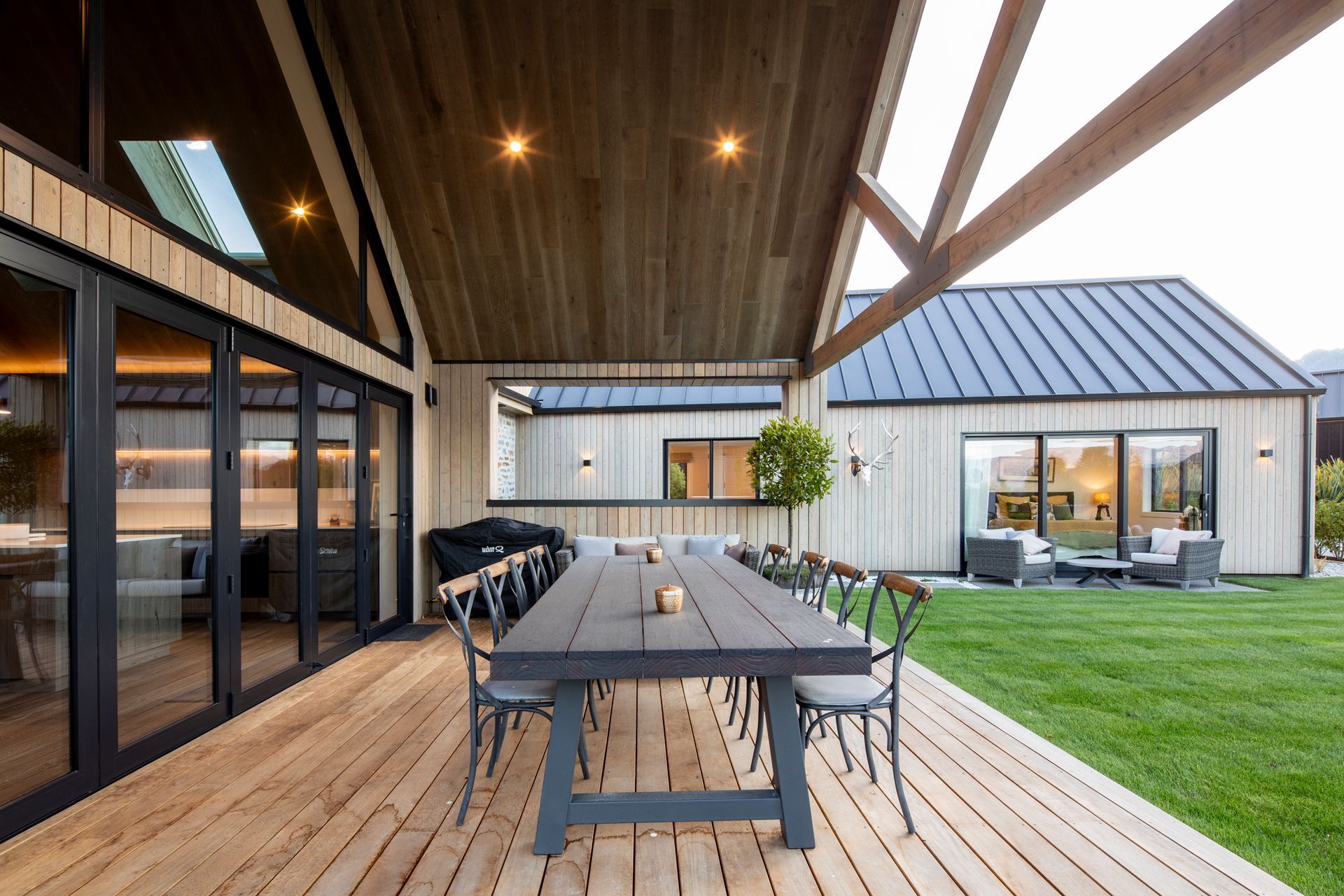 22McAdamDriveJacksPoint053.jpg