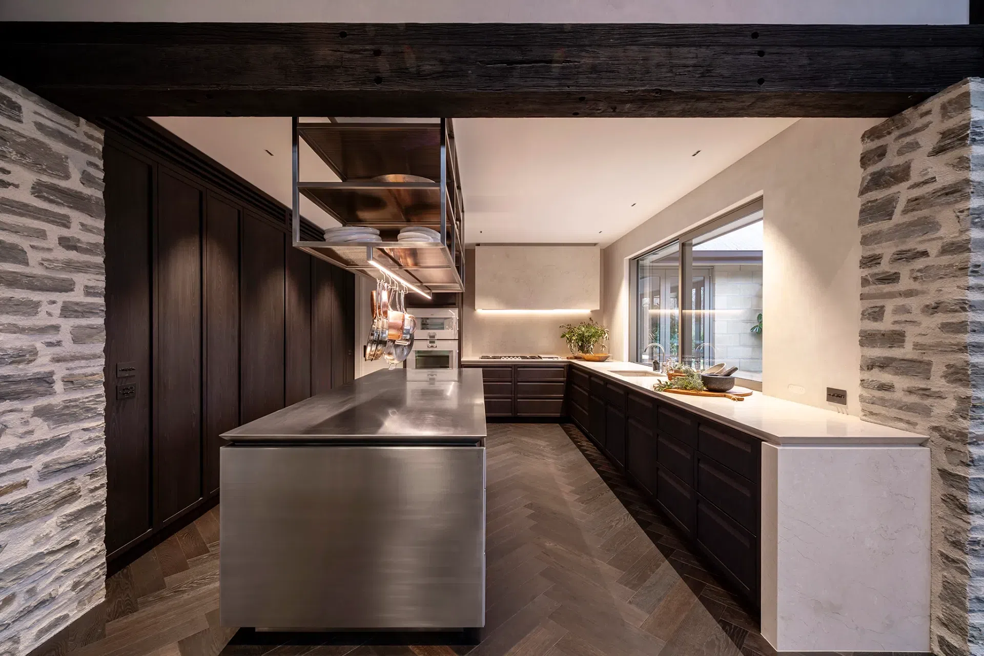 691a98b39b6b4b6684d2d477Alpine-Residence-20.webp