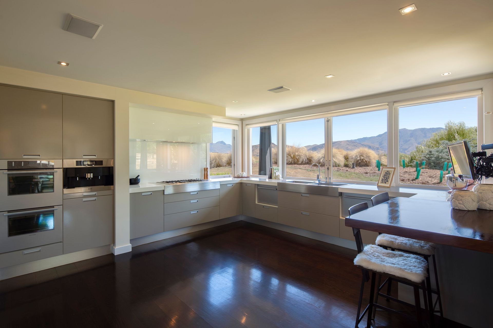 93CSlopehillRoad018.jpg