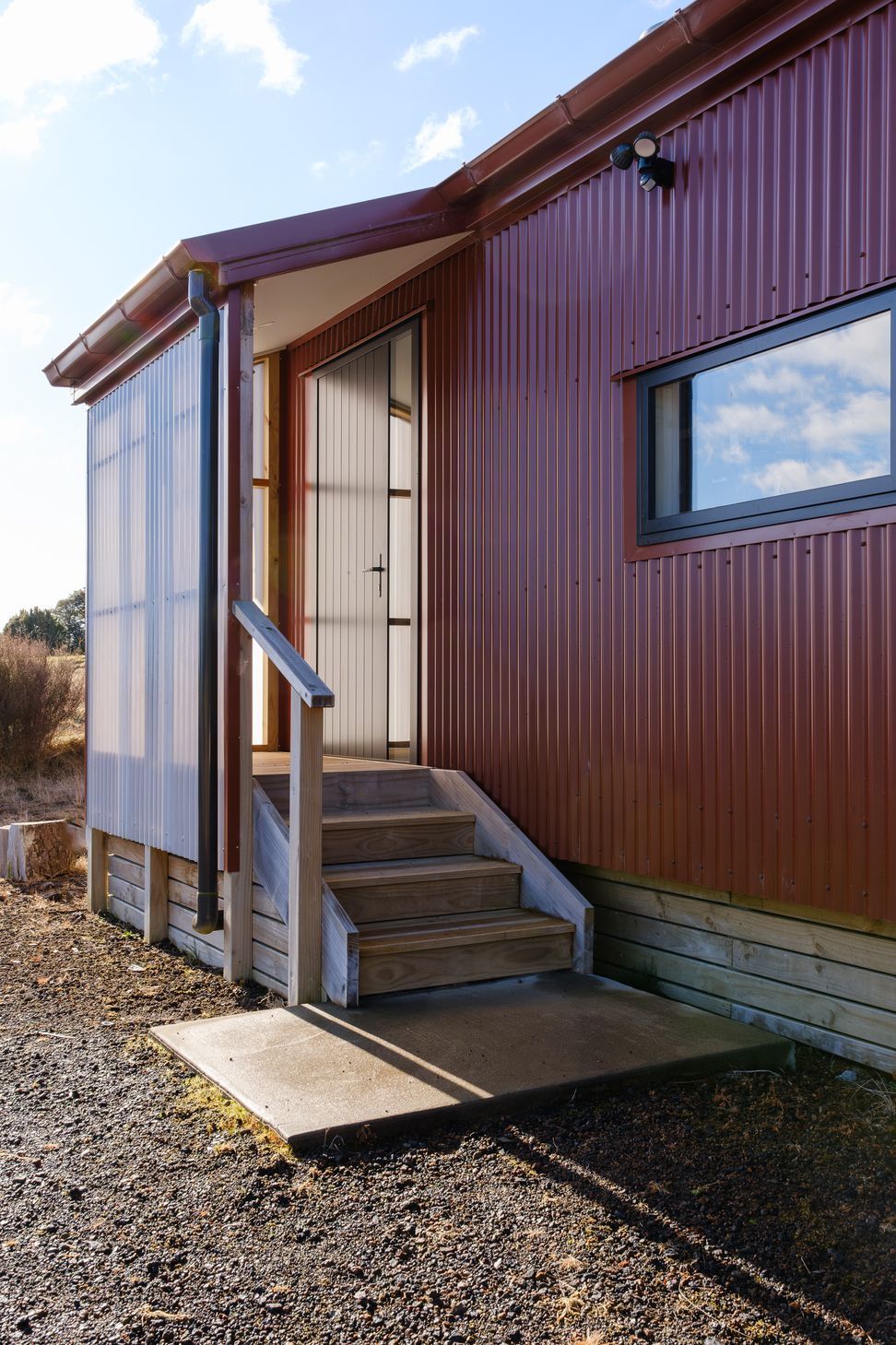 ArkheRed-Ruapehu-HutSmall-House-55.jpg