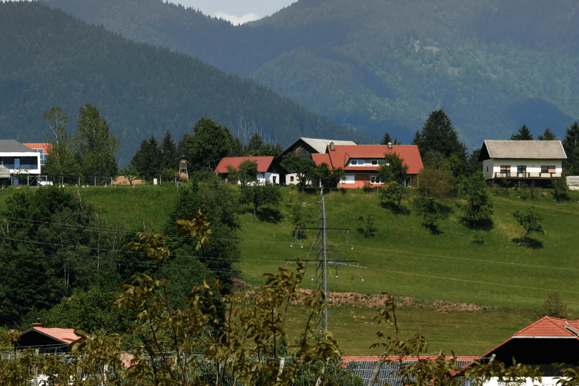 BD-Lea-House-NB-Slovenia-Exterior-7.png