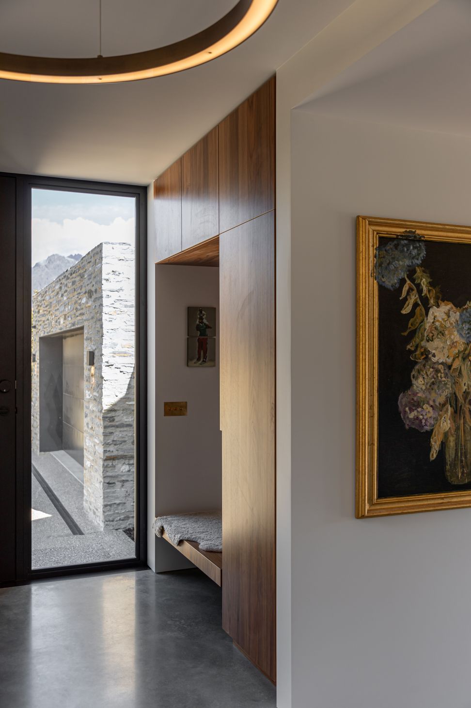 Ben-Hudson-Architects-gallery-house-entry-hall.jpg