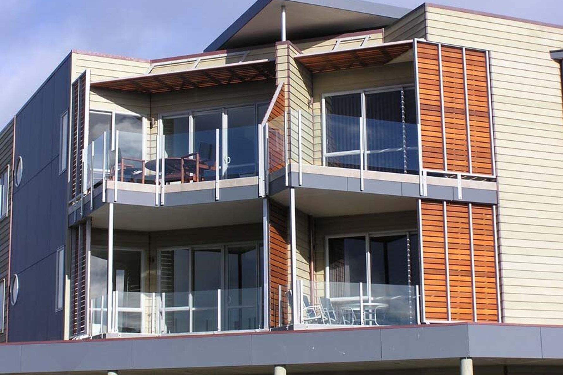 Pier Apartments