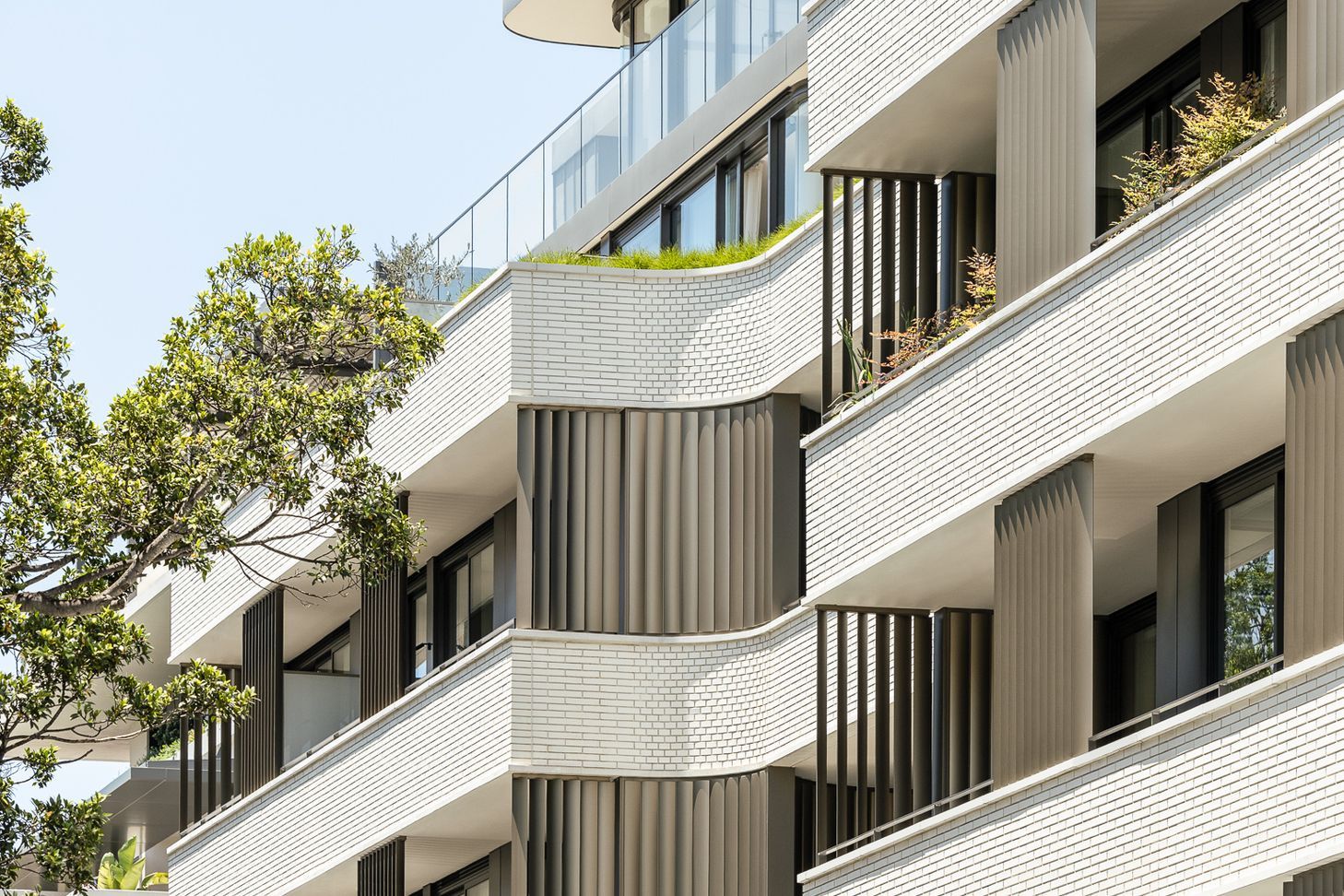 Brick-Inlay-facade-Double-Bay-1788-Residences.jpg