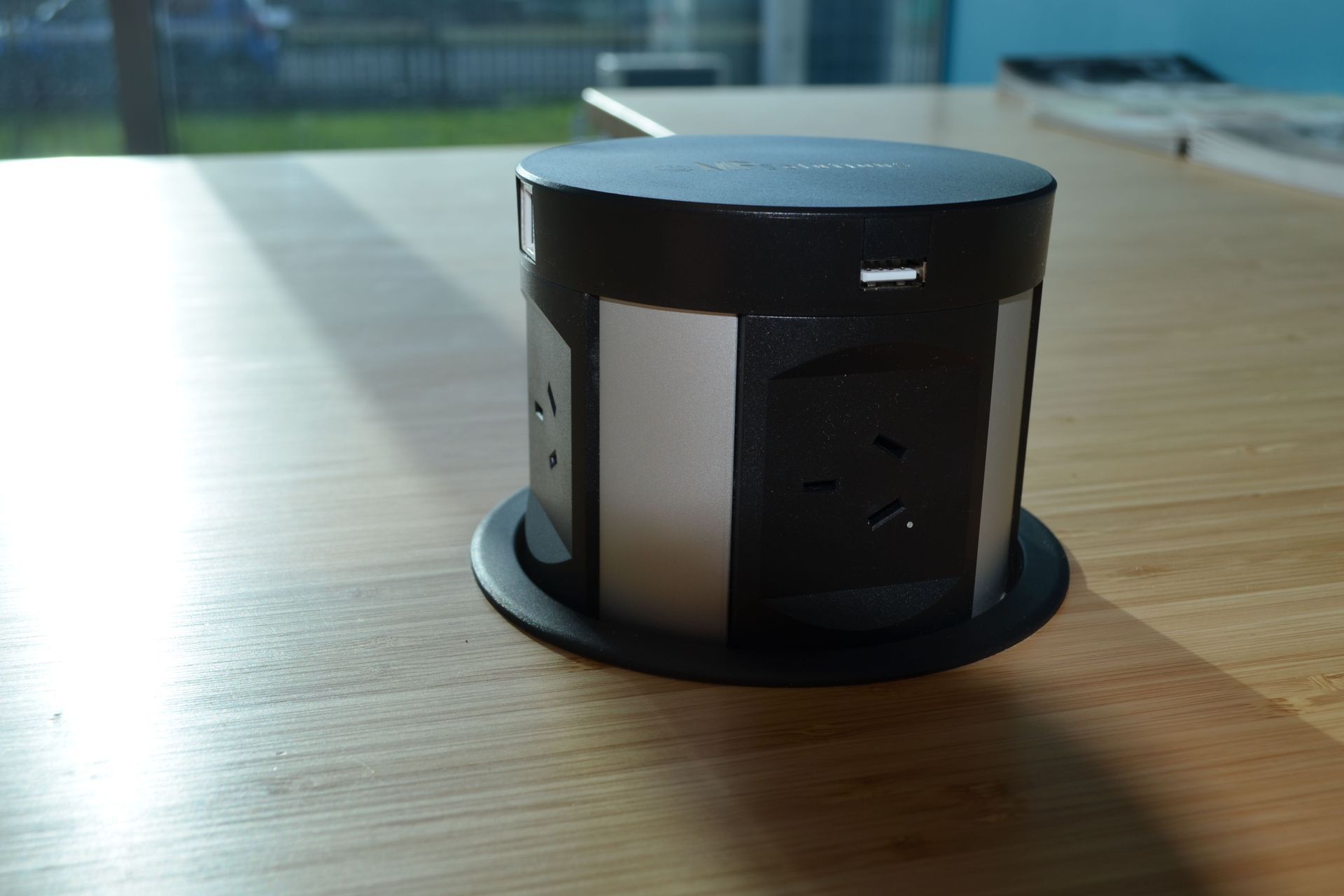 Modern Power Solutions Pop Up Power Outlet