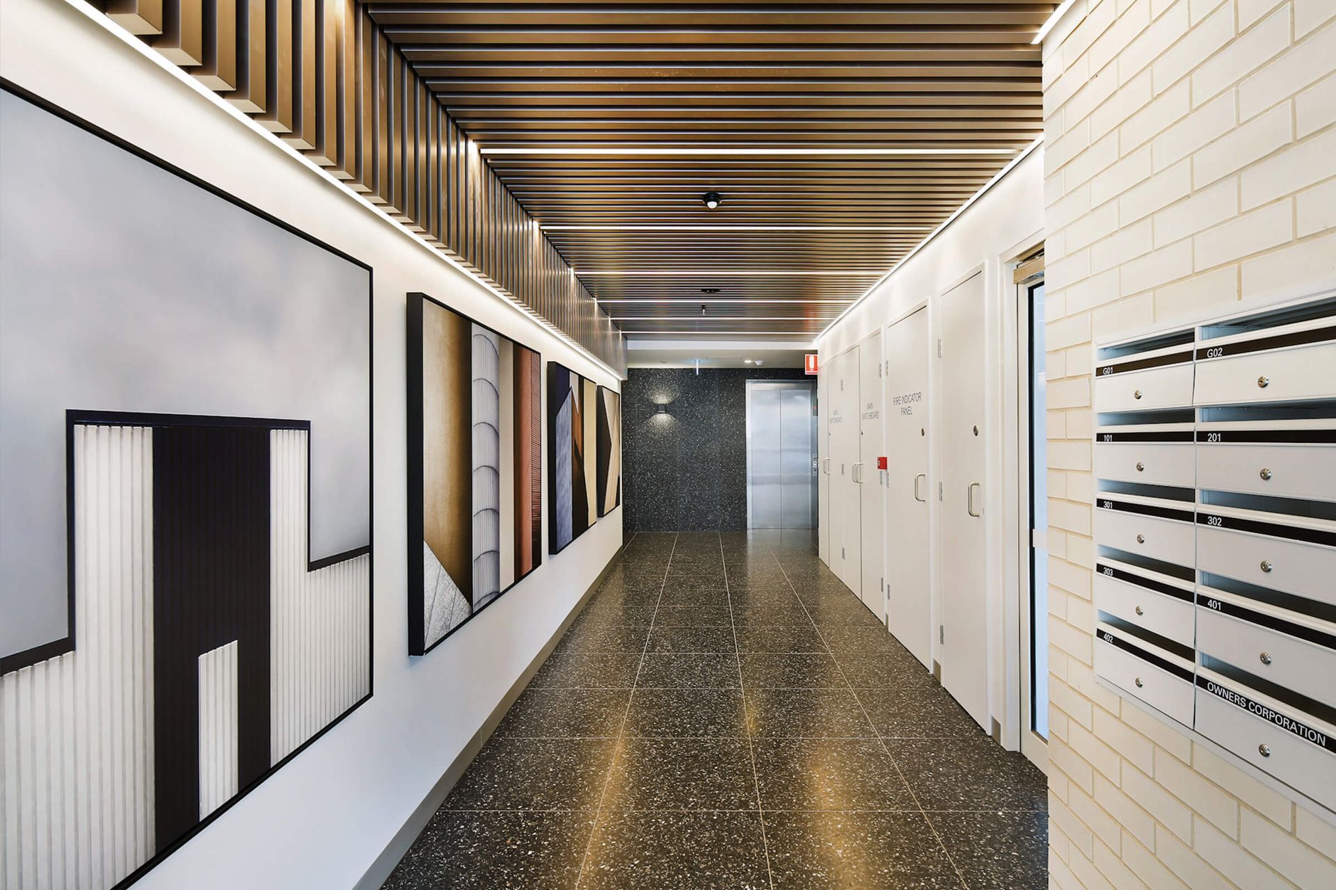 Ivanhoe Apartments