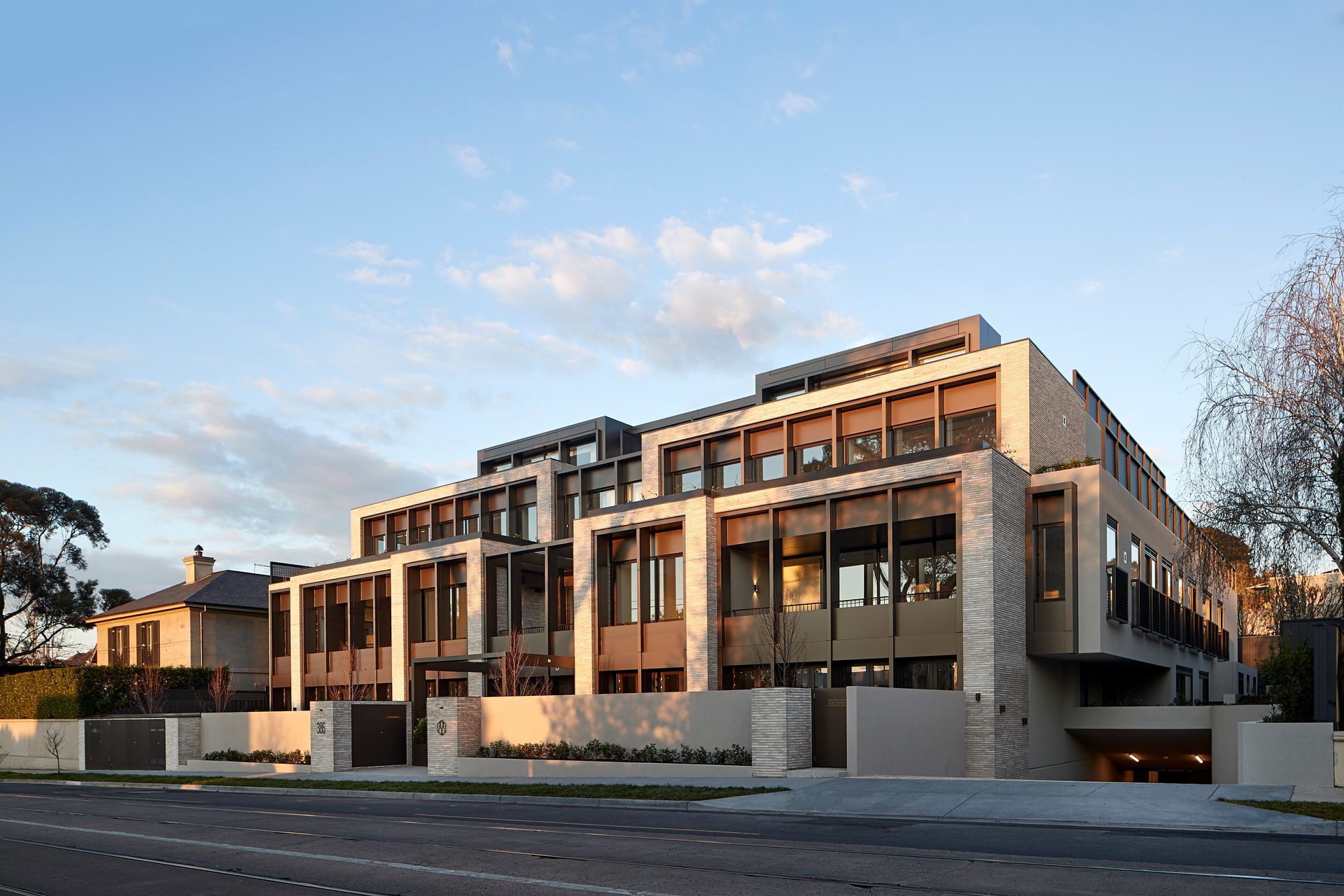 Petersen-K91-bricks-Middleton-Malvern-sunset.jpg