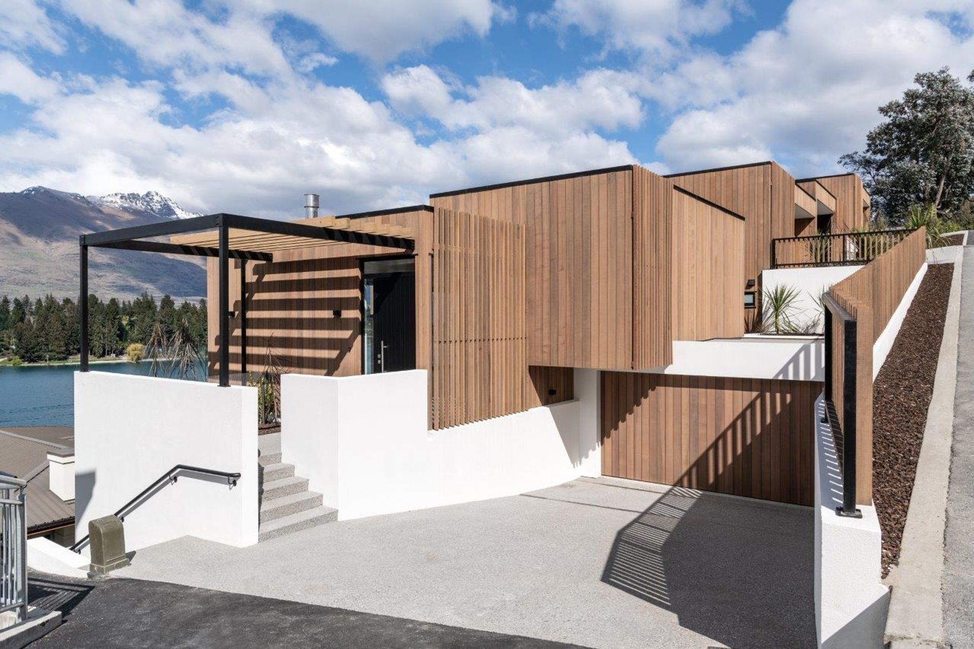 Lakeside Villas