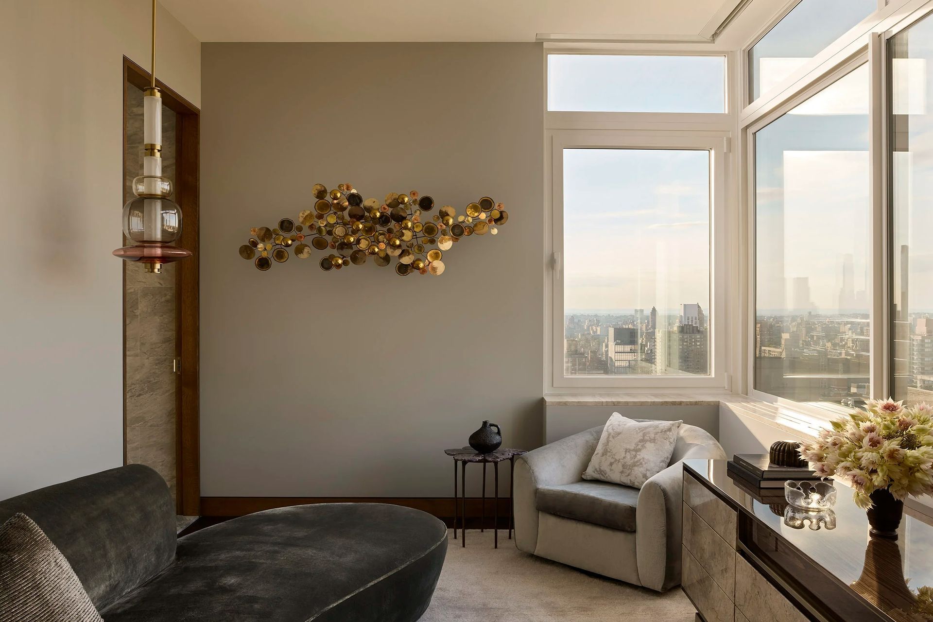 east-river-penthouse-guest-bedroom-ap-compressed.jpg