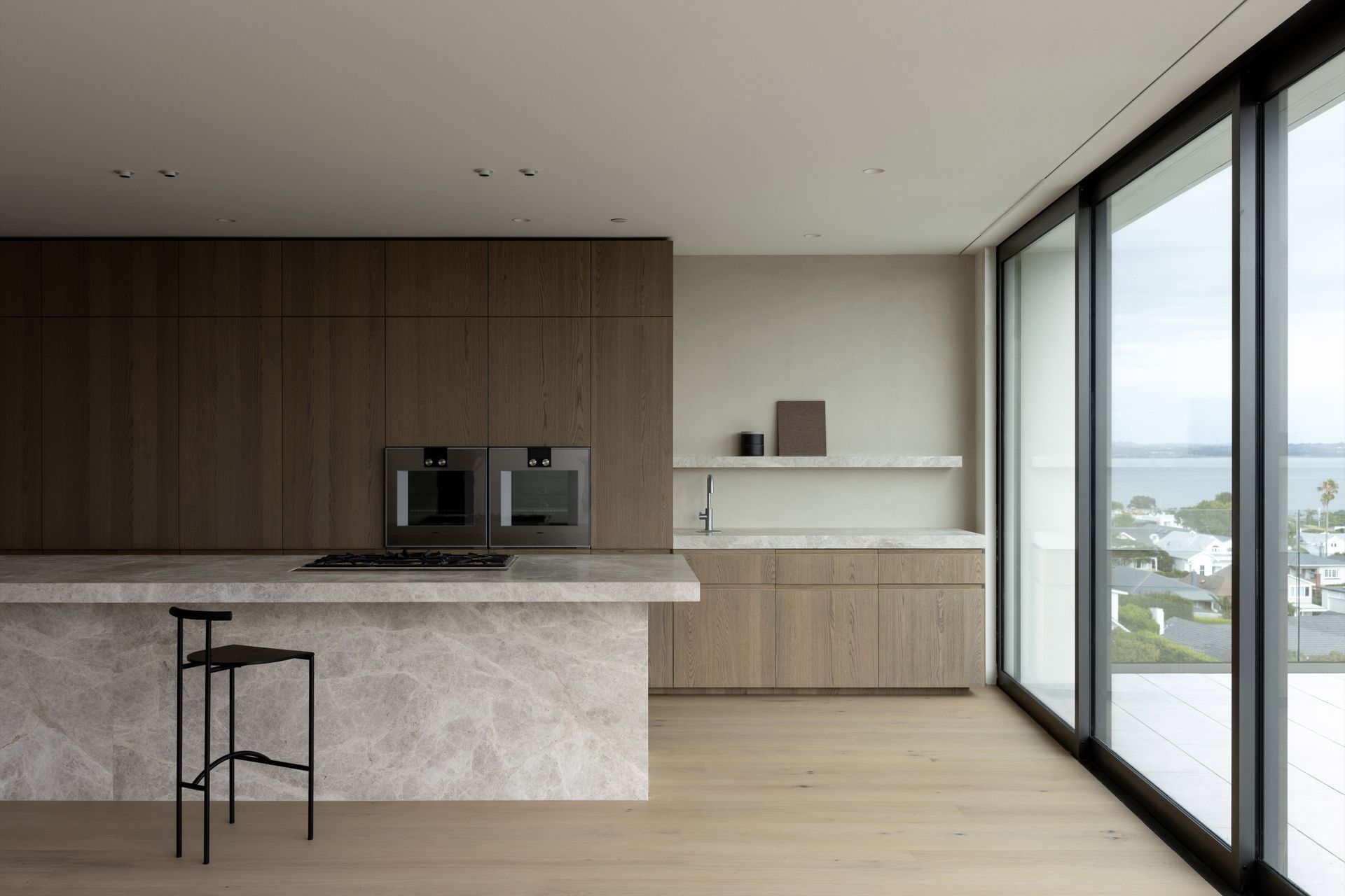 exhibitinterior-apartment-2jono-parker8-ap-compressed.jpg
