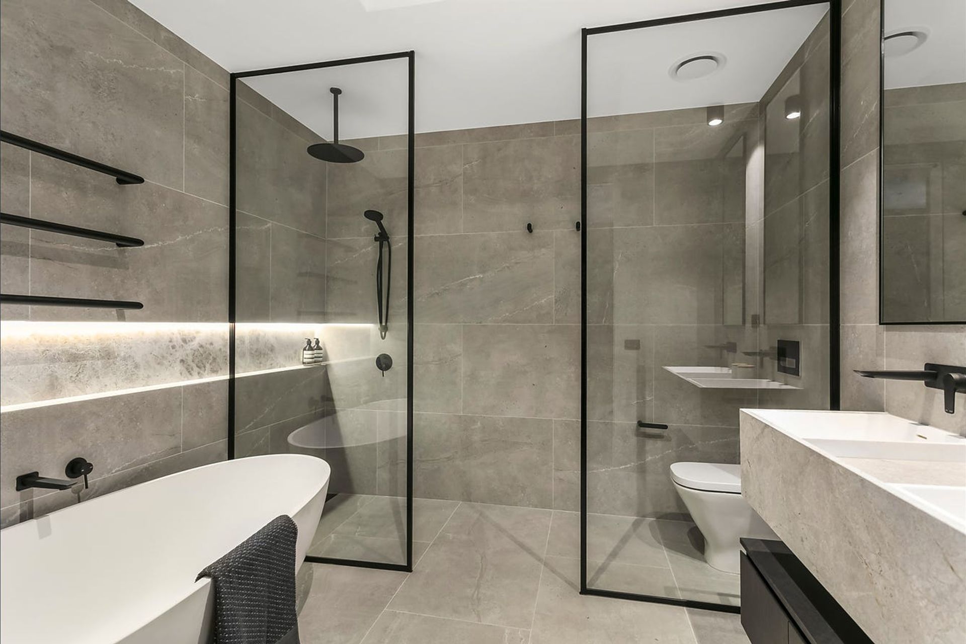 The Mayfair, Toorak