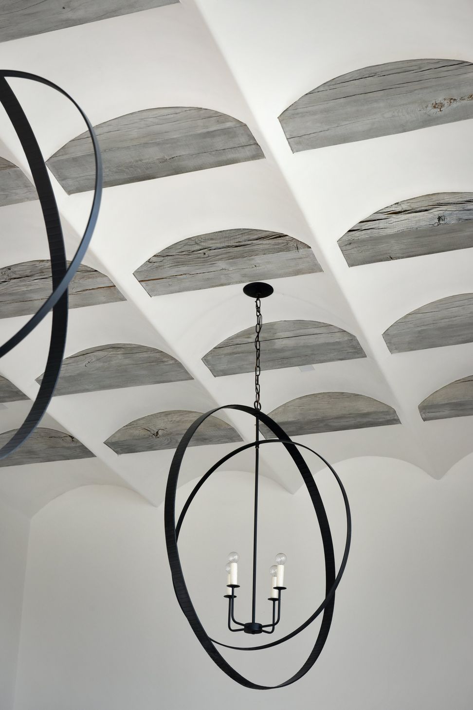 Alys130SeaGardenLivingRoomCeilingDetail.jpg